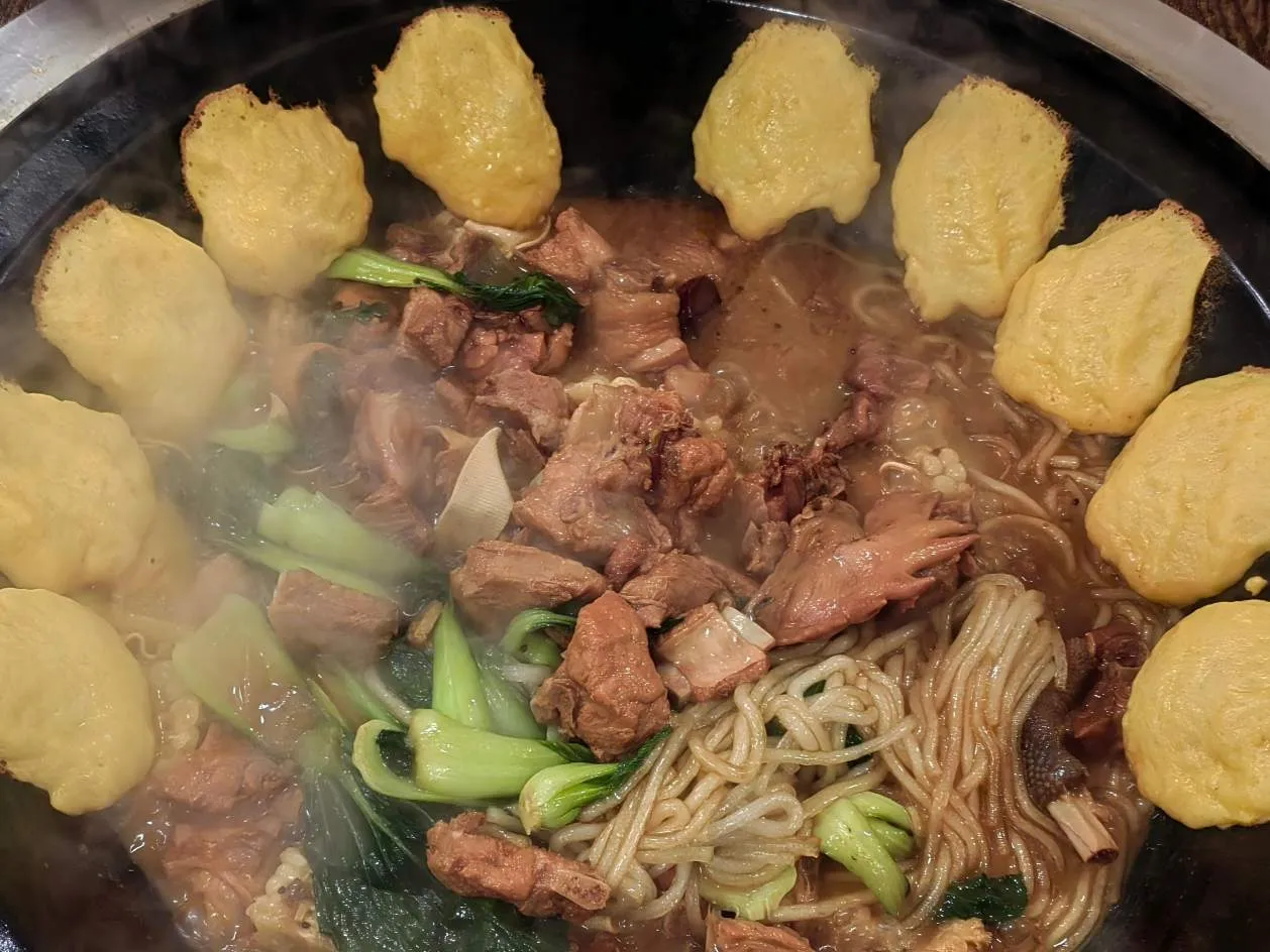 Manager Men oferă mese suplimentare celor care se străduiesc