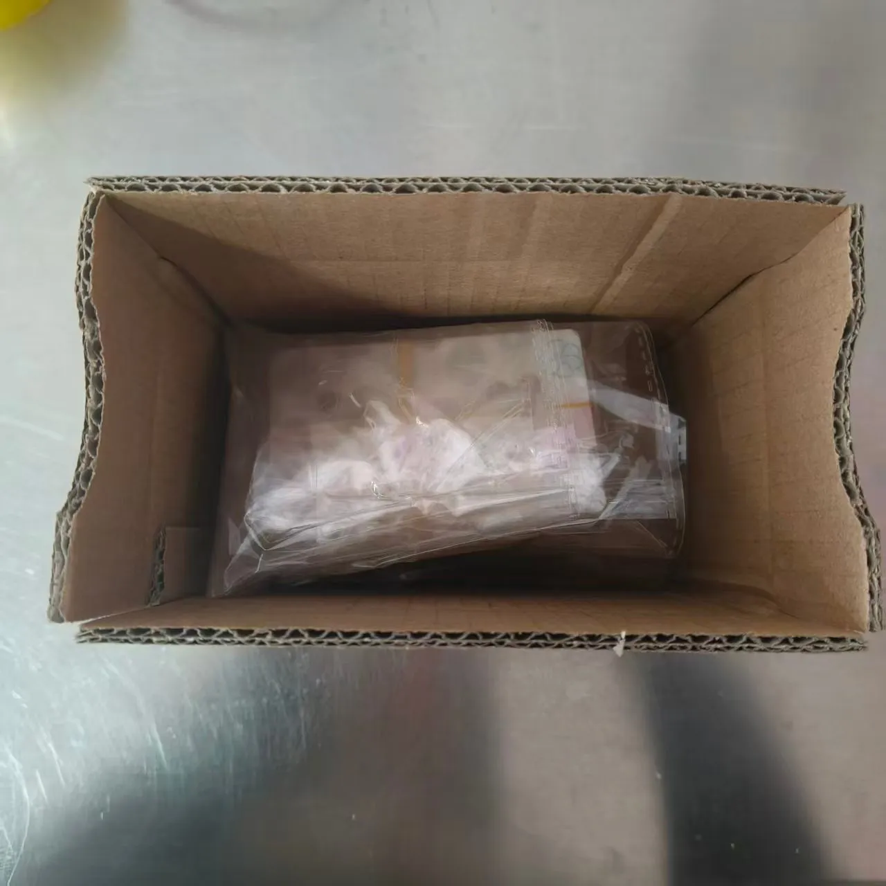 Personalizați-vă plățile! Vă prezentăm noua noastră linie de skinuri pentru carduri de credit