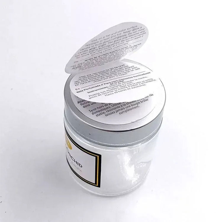 Etichetă cosmetică cu mai multe straturi