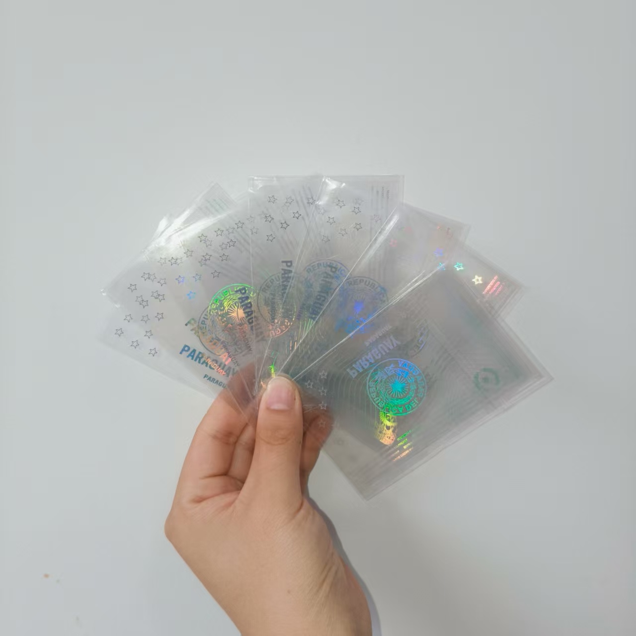 Autocolante transparente cu card hologramă